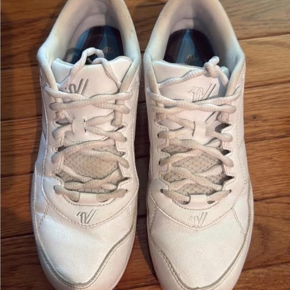 Women's White Sneakers